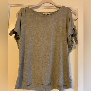 Calvin Klein cold shoulder top. Size XS.